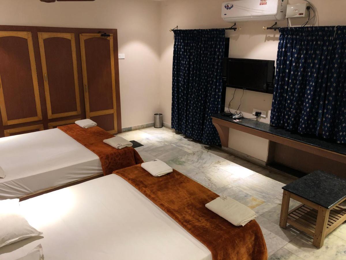 New Cape Hotel Kanyakumari Exterior photo